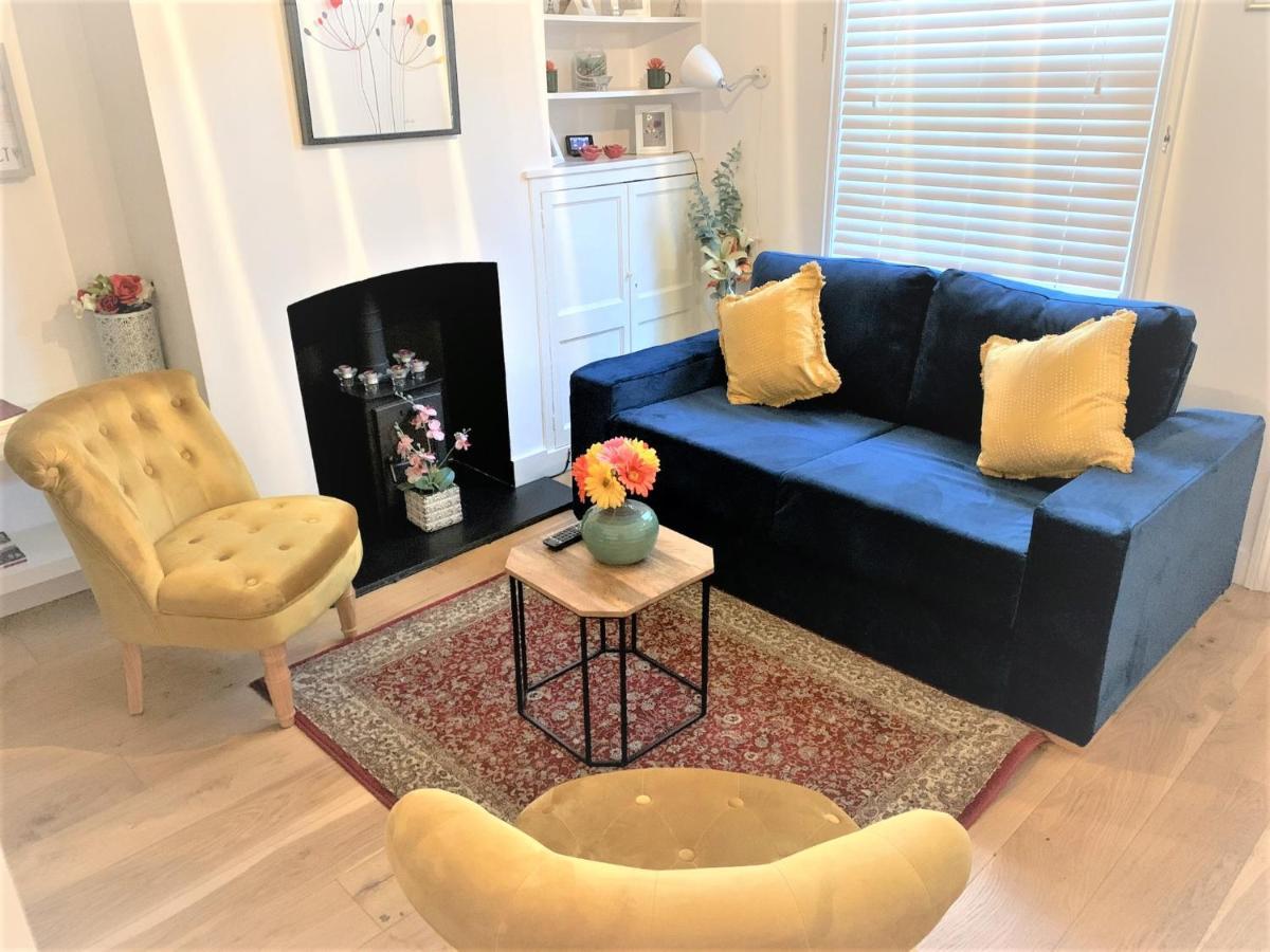 Riverside Channel5 "Holidays Homes In The Sun" Featured Central Canterbury Cottage With Free Parking Exteriör bild