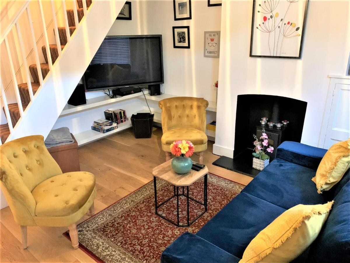 Riverside Channel5 "Holidays Homes In The Sun" Featured Central Canterbury Cottage With Free Parking Exteriör bild
