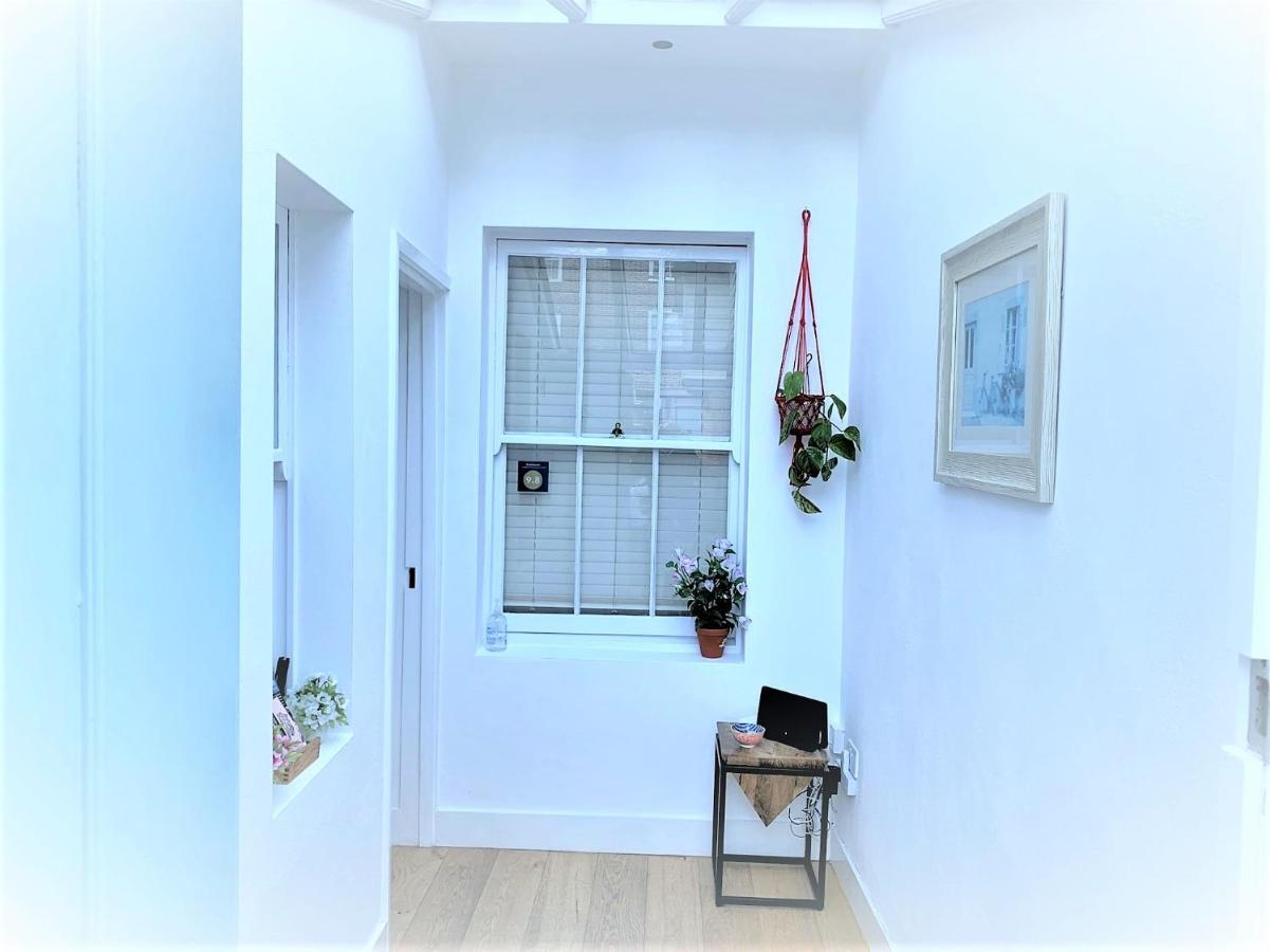 Riverside Channel5 "Holidays Homes In The Sun" Featured Central Canterbury Cottage With Free Parking Exteriör bild